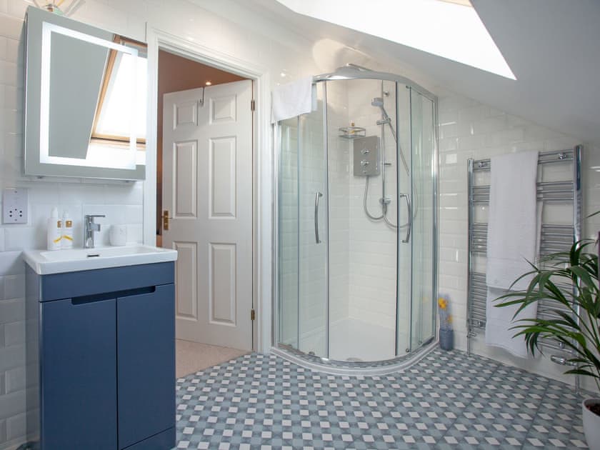 En-suite | Lisburne Place Luxury Holiday Home, Torquay
