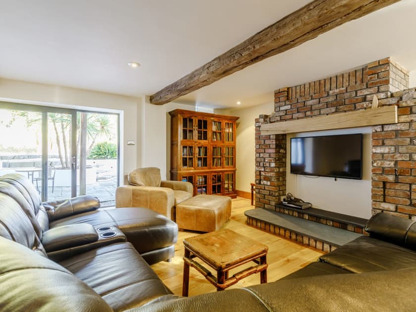 Sitting room | White Horse Farm, Abergavenny