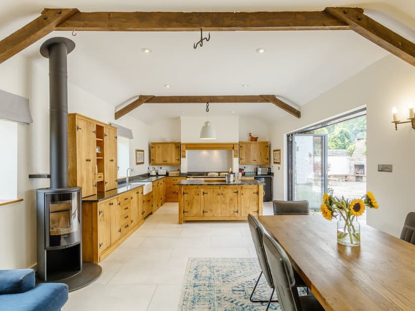 Open plan living space | White Horse Farm, Abergavenny