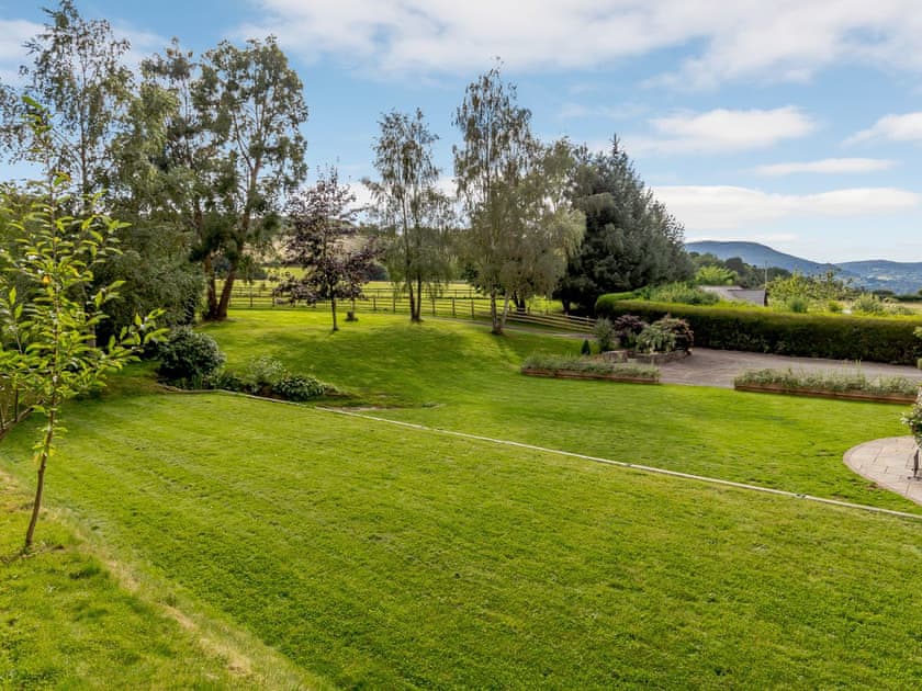 Garden | White Horse Farm, Abergavenny