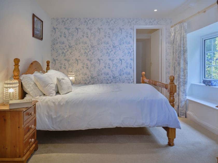Double bedroom | West Anstey Farmhouse - The Retreat, West Anstey