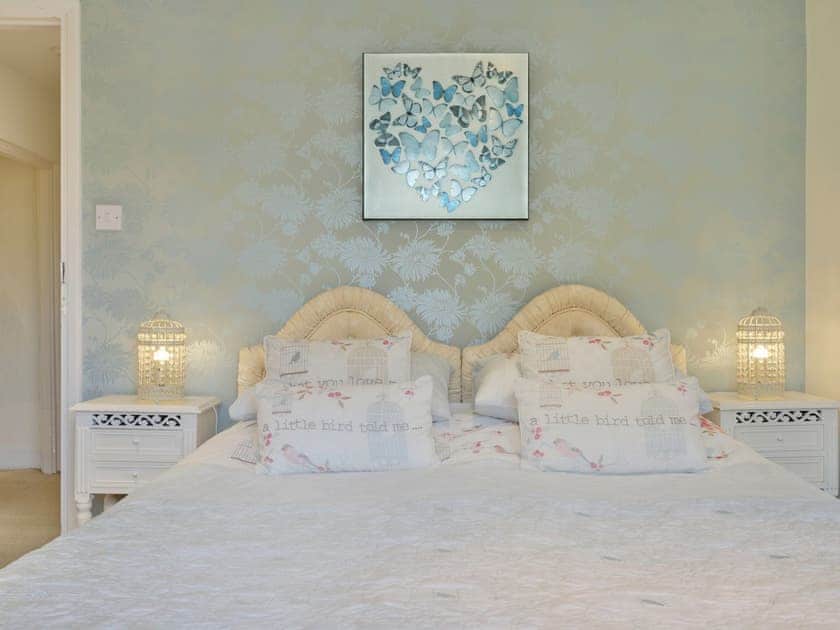 Double bedroom | West Anstey Farmhouse - The Retreat, West Anstey