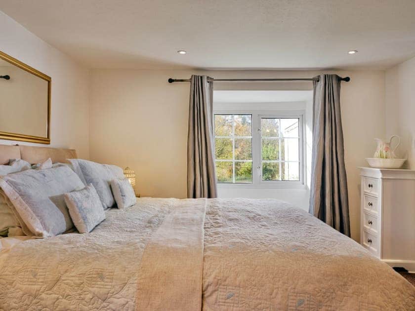 Double bedroom | West Anstey Farmhouse - The Retreat, West Anstey