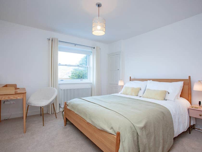 Double bedroom | The Lookout 43, Brixham