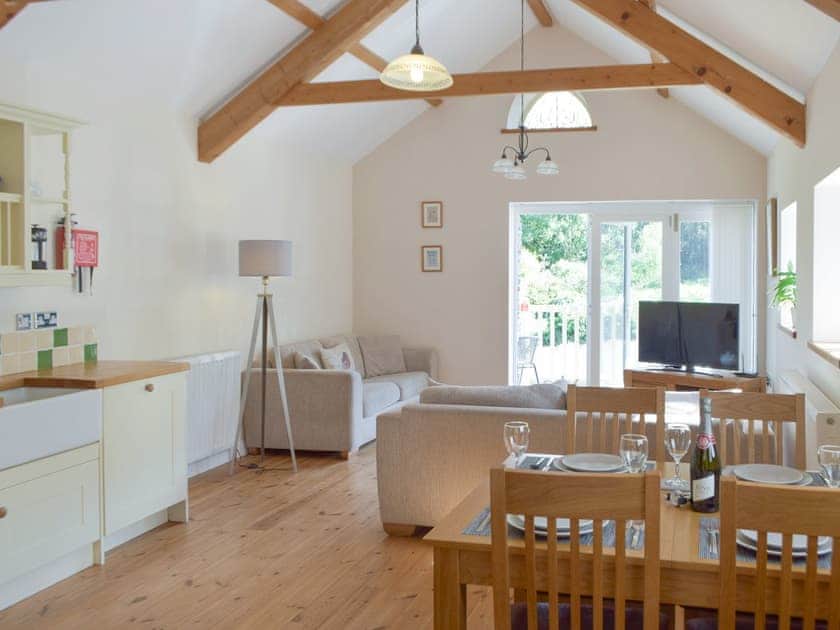 Open plan living space | Troed Y Rhiw, Aberporth