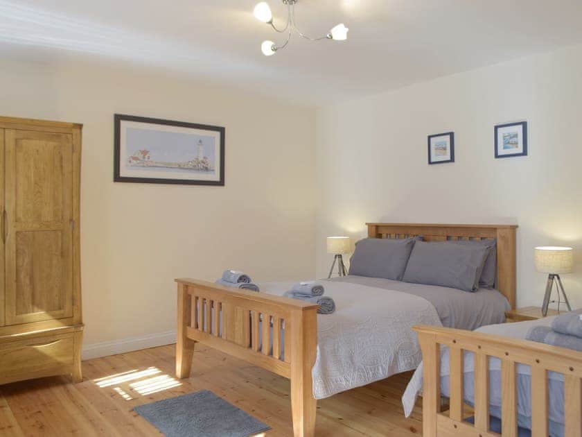 Bedroom | Troed Y Rhiw, Aberporth