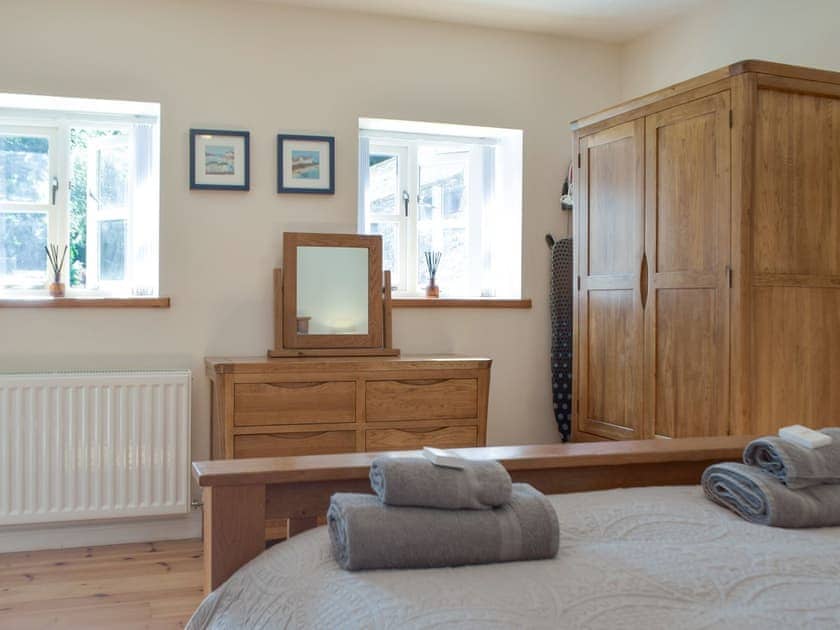 Bedroom | Troed Y Rhiw, Aberporth