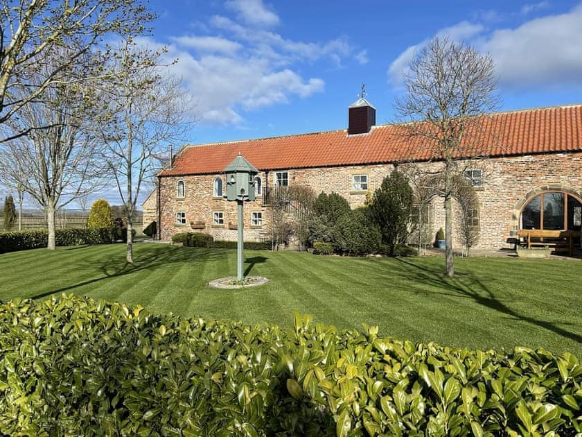 Garden and grounds | Willow Cottage, Little Barugh, near Pickering