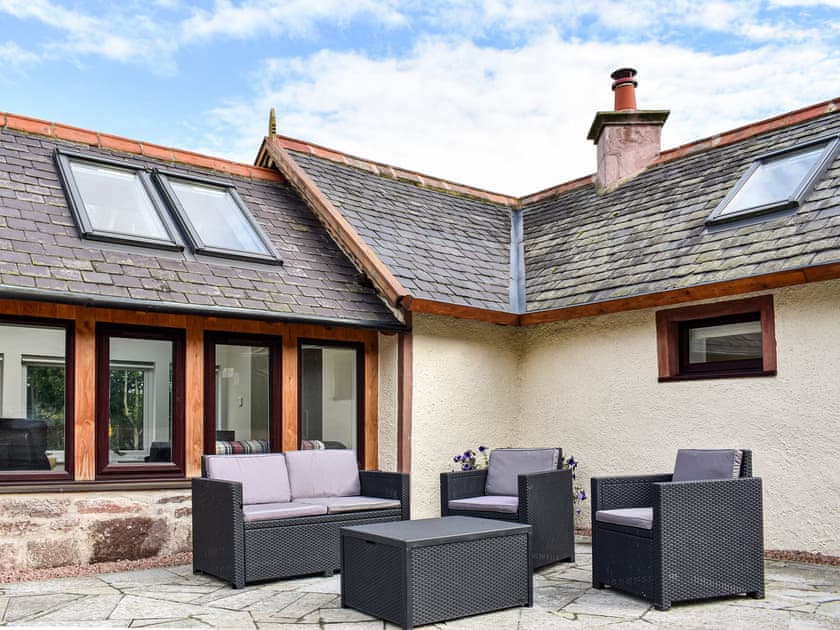 Sitting-out-area | The Bothy, Turriff