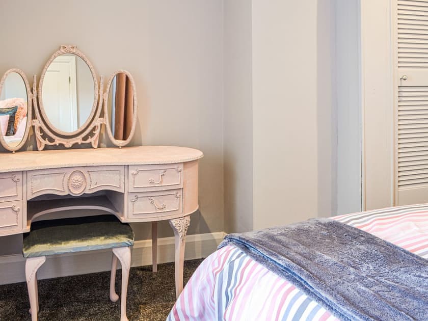 Double bedroom | Lowey’s Harbour Cottage, Bridlington