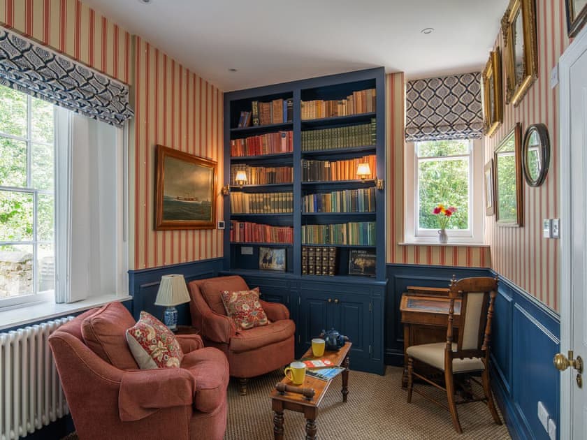 Library | Henge Estate, Shrewton, near Salisbury