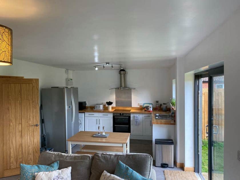 Open plan living space | Mill View - Mill Cottages, Sutton, near Stalham