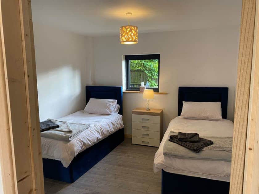 Twin bedroom | Mill View - Mill Cottages, Sutton, near Stalham
