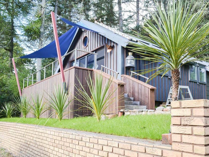 Exterior | Dundonald Landing - Palm 1 - Dundonald Landings, Oban