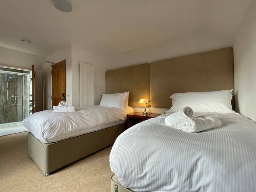 Twin bedroom | East - Balloan Steading, Dornoch