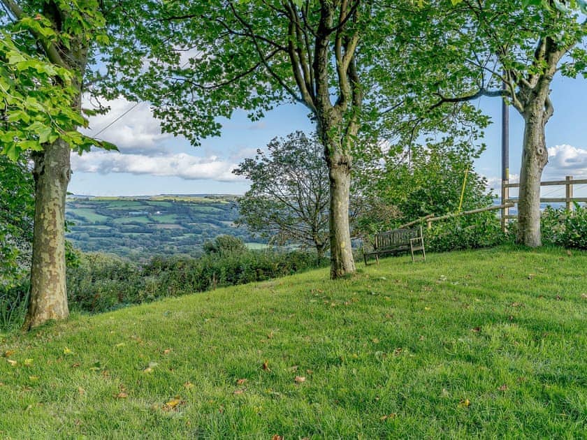 Garden and grounds | The Cottage - Tor Y Graig, Neath