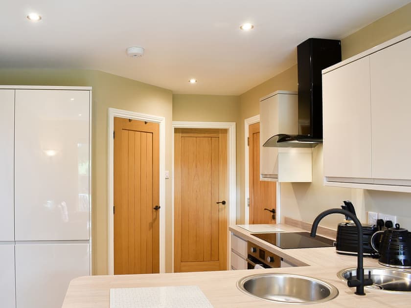 Kitchen | Stone Cottage, Wingerworth