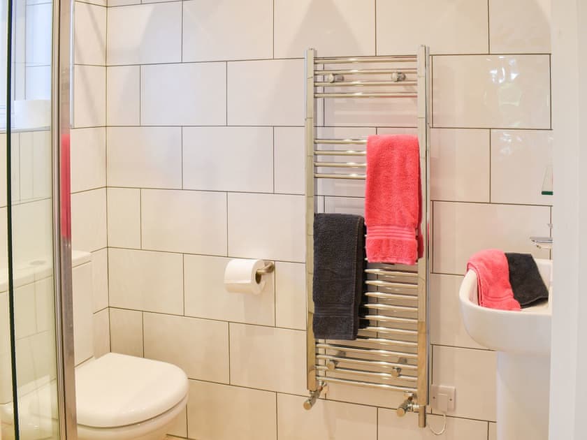 Shower room | Stone Cottage, Wingerworth