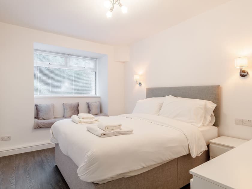 Double bedroom | The Barn - Tor Y Graig, Neath