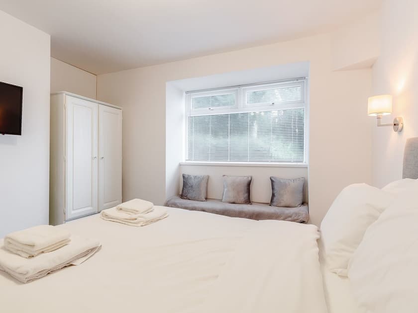 Double bedroom | The Barn - Tor Y Graig, Neath