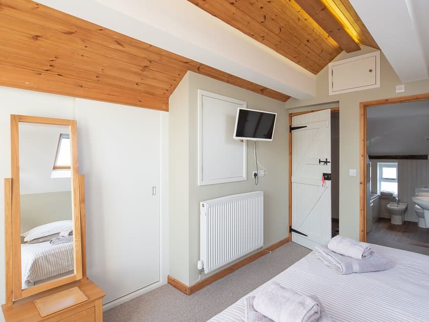 Double bedroom | Top House, Forden