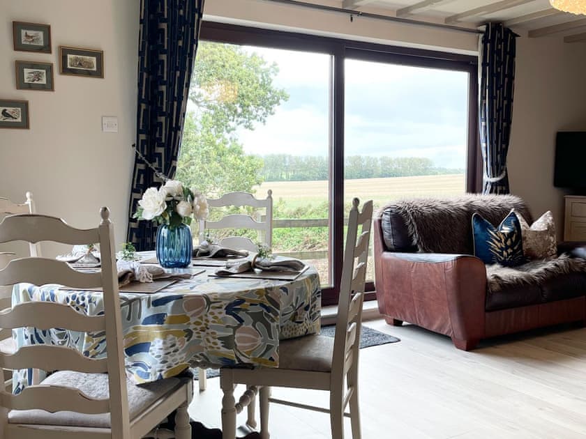 Living room/dining room | Restwell, Southrepps