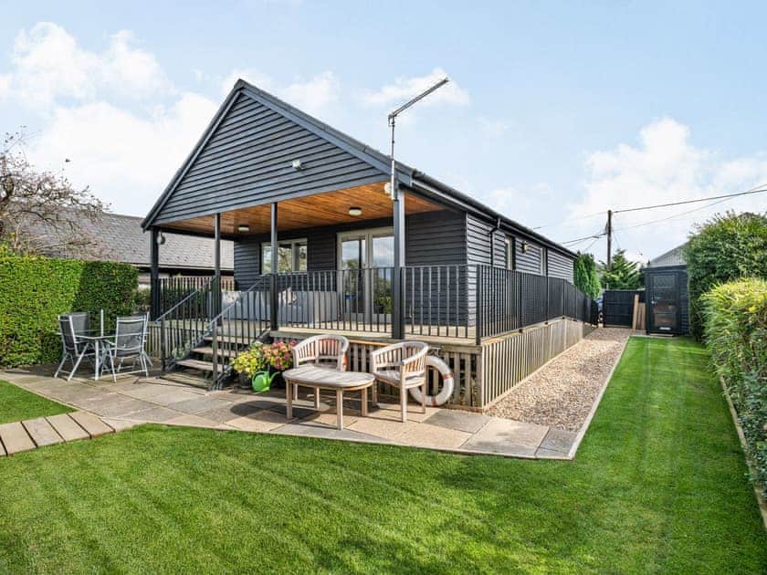 Exterior | Sunset Lodge, Brundall, near Norwich