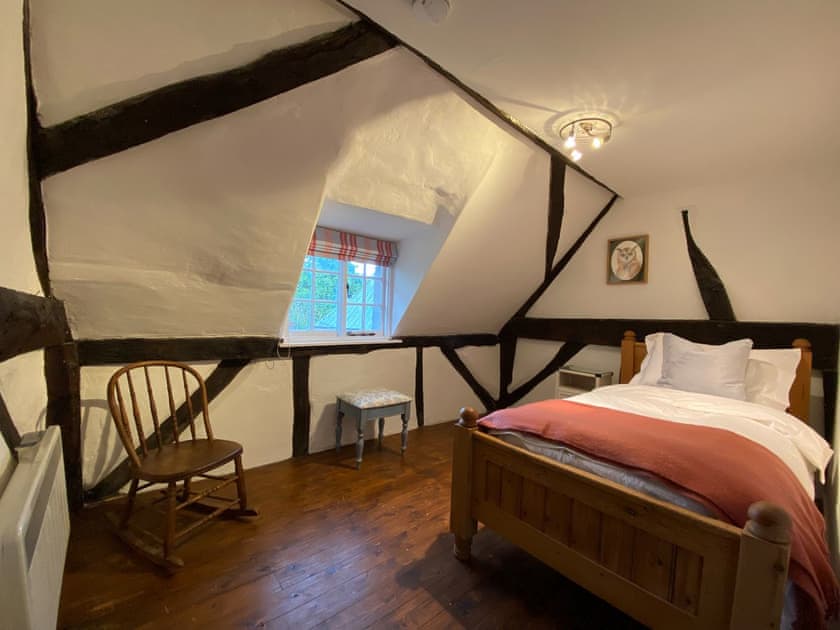 Double bedroom | Dairy Farm, Romsey, near Brook