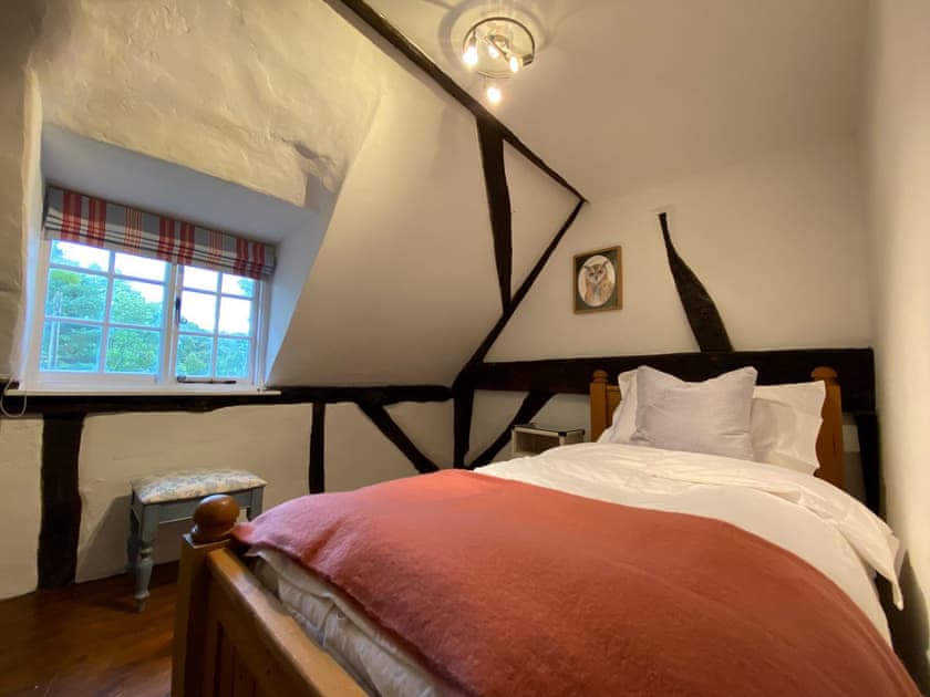 Double bedroom | Dairy Farm, Romsey, near Brook