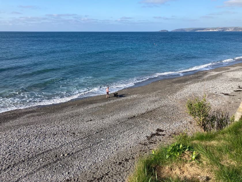 Nearby shoreline | Coastguard Cottage, Downderry, near Looe