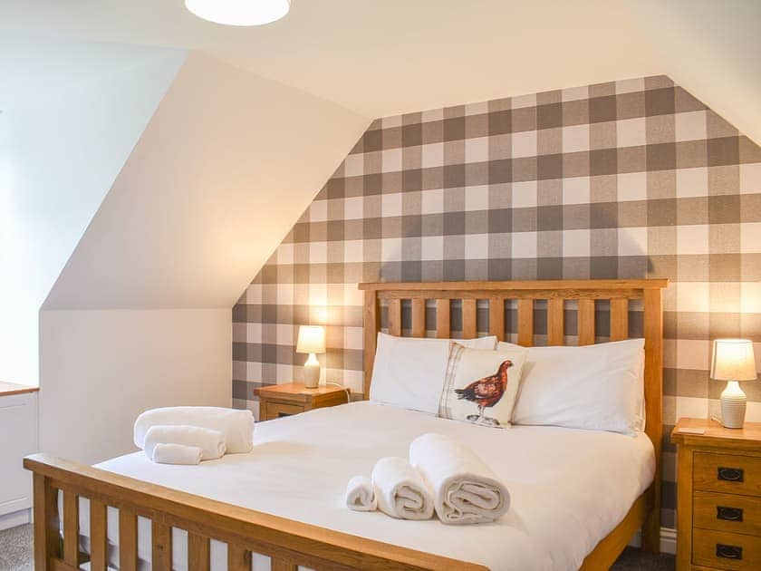 Double bedroom | 1 Dalbuaick Farm Cottage, Carrbridge