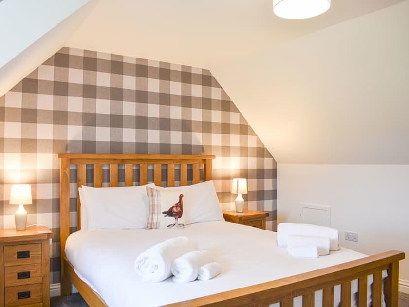 Double bedroom | 1 Dalbuaick Farm Cottage, Carrbridge