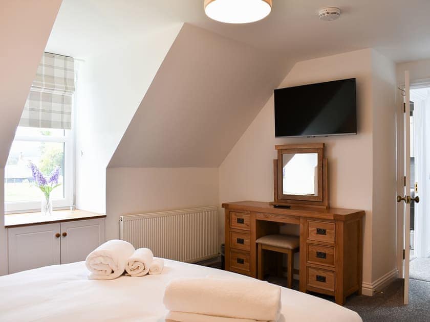 Double bedroom | 1 Dalbuaick Farm Cottage, Carrbridge