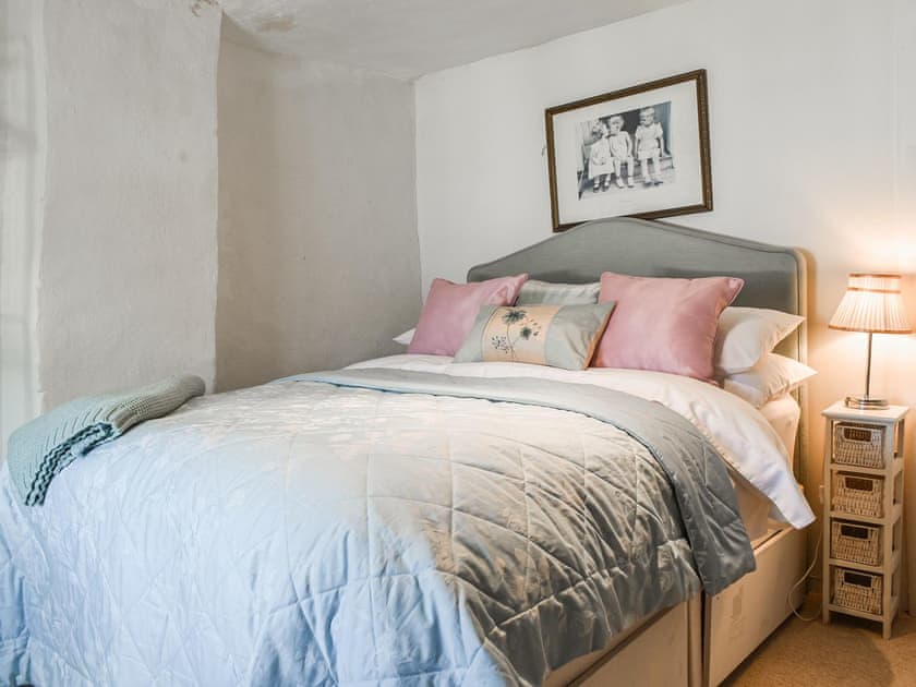 Double bedroom | Peaceful Cottage, Blandford Forum