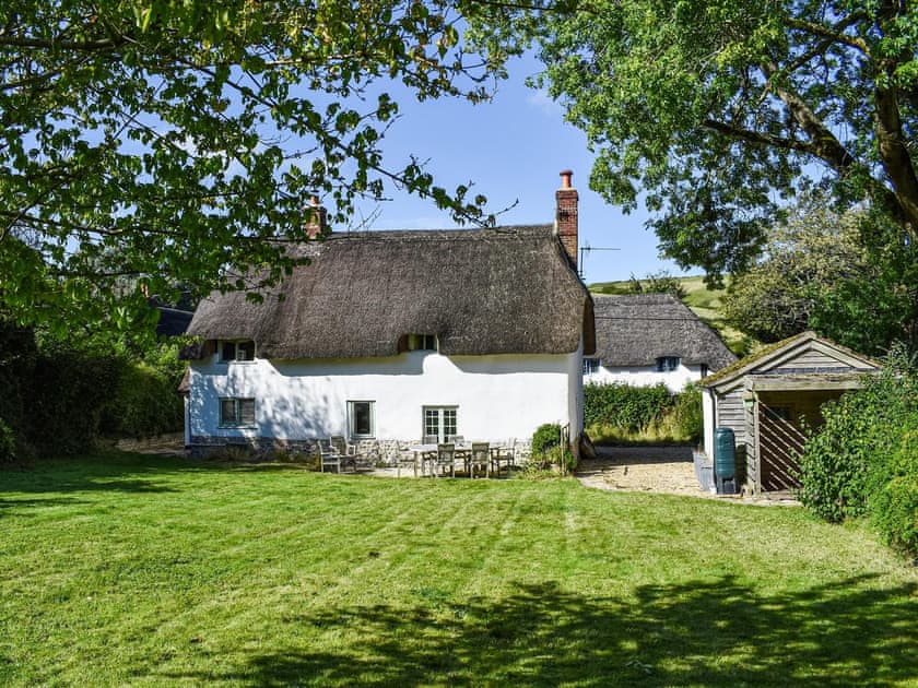 Garden | Peaceful Cottage, Blandford Forum