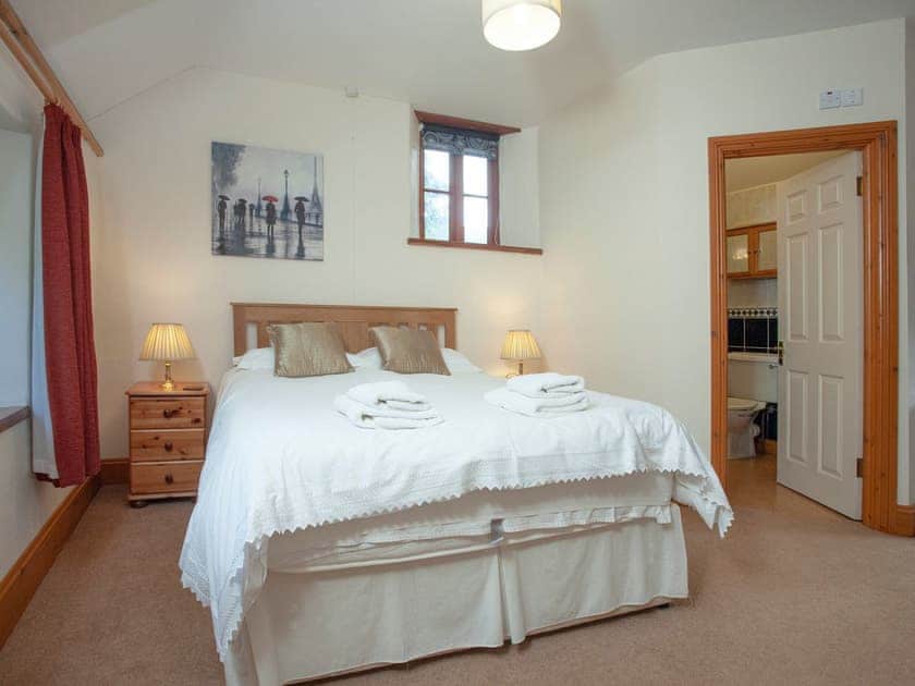 Double bedroom | Coachman’s lodge - South Allington Barns, Kingsbridge