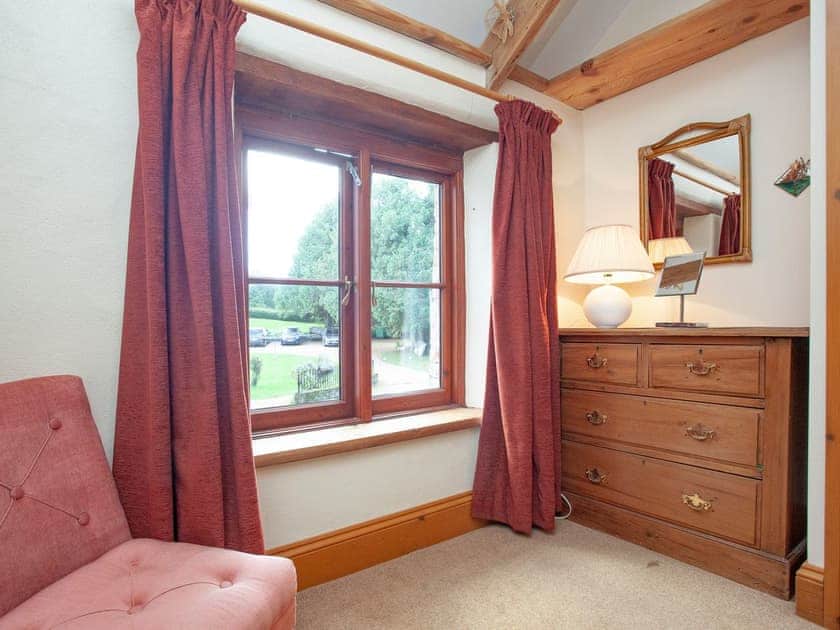 Bunk bedroom | Coachman’s lodge - South Allington Barns, Kingsbridge