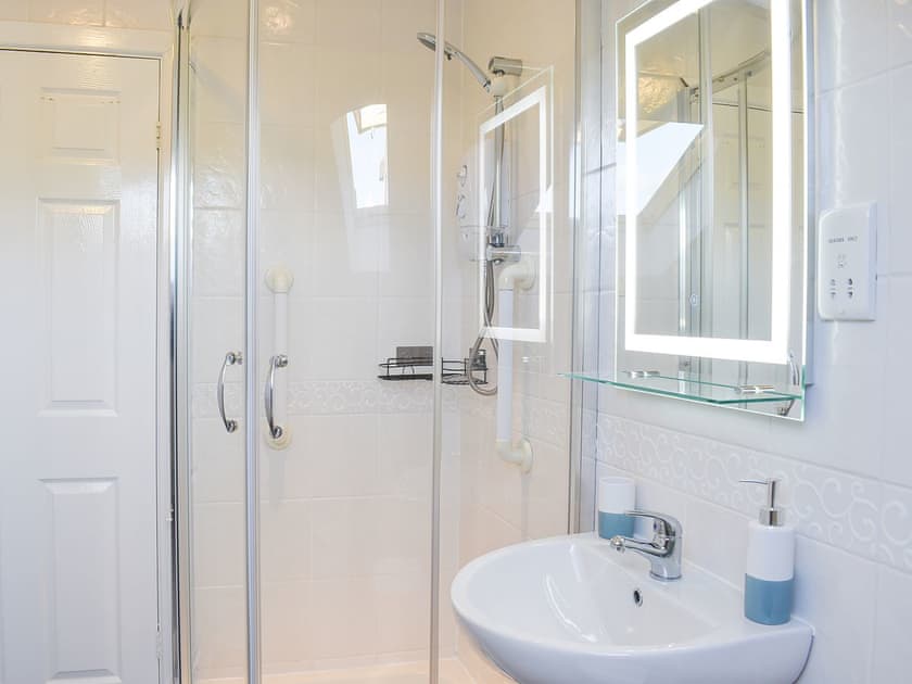 Shower room | Wesley Old Hall House, Old Clough, near Bacup