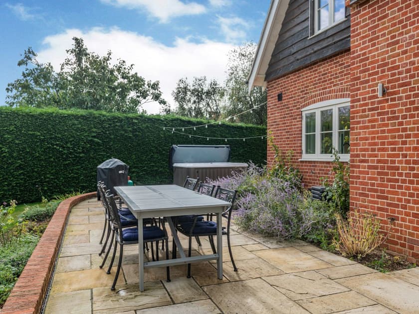 Sitting-out-area | Harbour Lodge, Walberswick