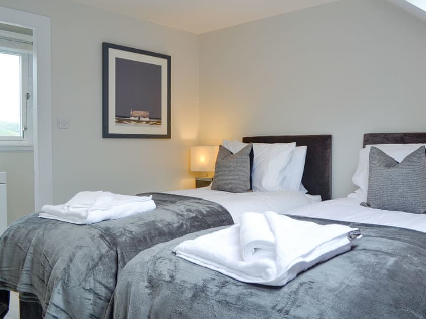 Twin bedroom | Darroch View, Ballater