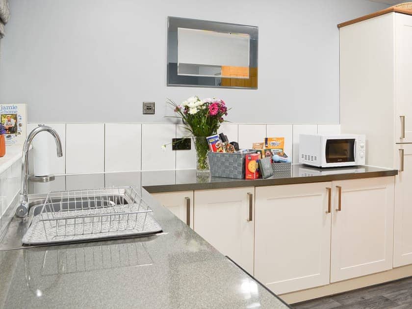 Kitchen | Lowey’s Harbour Cottage, Bridlington