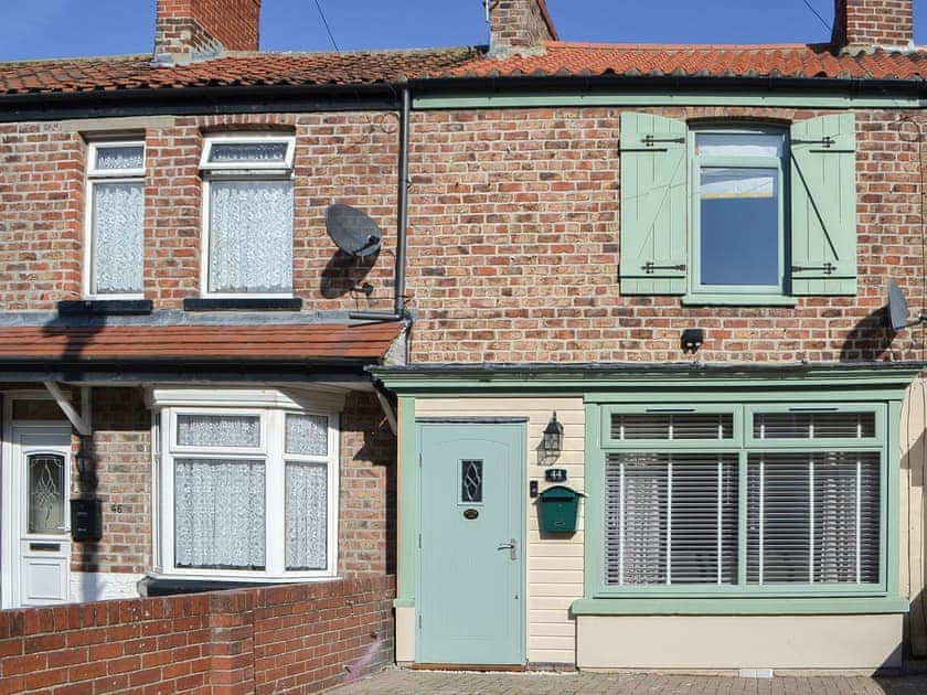 Exterior | Lowey’s Harbour Cottage, Bridlington