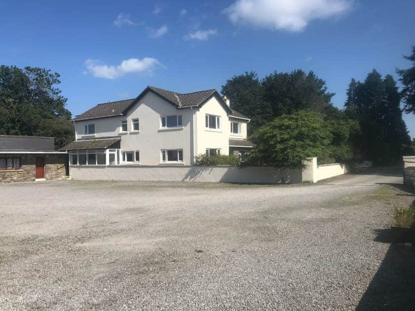 Substantial holiday home | Blackmoor Farmhouse, Ludchurch, near Amroth