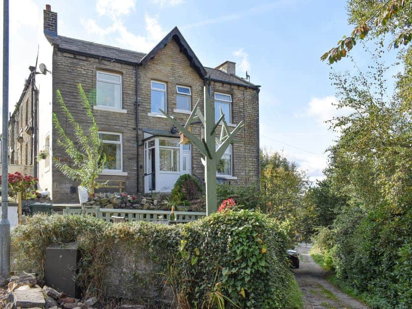 Exterior | Slant End Cottage, Linthwaite