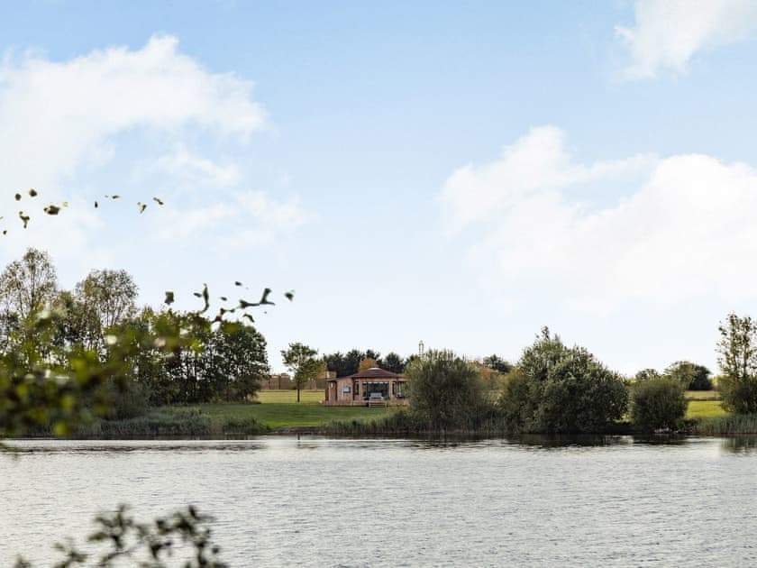 Setting | Angel Lodge, Hawton, near Newark