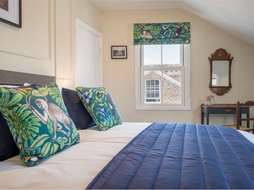 Double bedroom | House of YorkSpencer House, York
