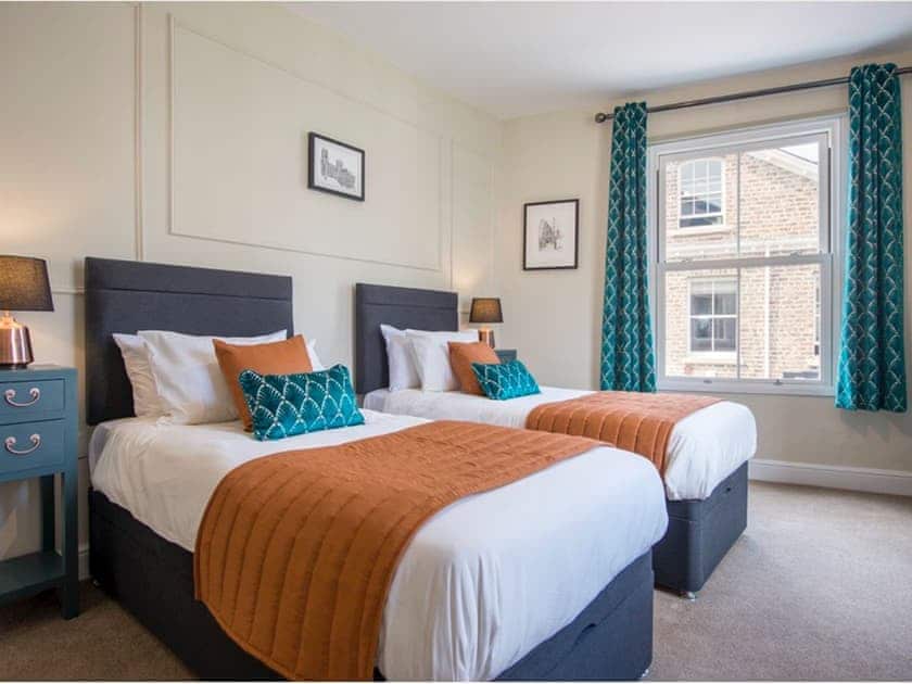 Second bedroom set as twin | House of YorkSpencer House, York