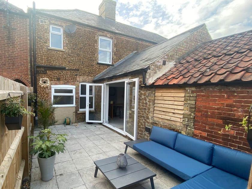 Patio | Florence Cottage, Heacham