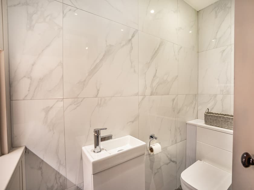 Separate toilet | Martineau House, Tynemouth