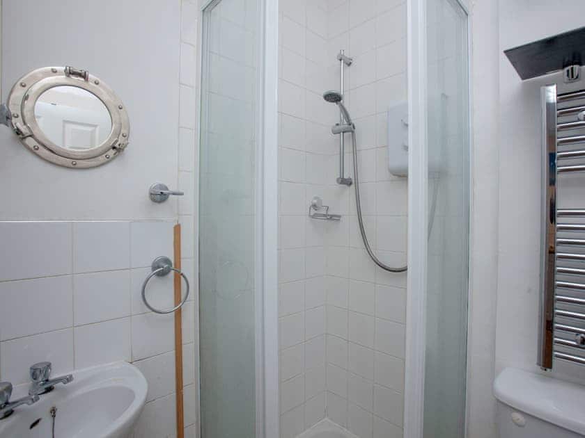 Shower room | Northumberland apartment, Teignmouth